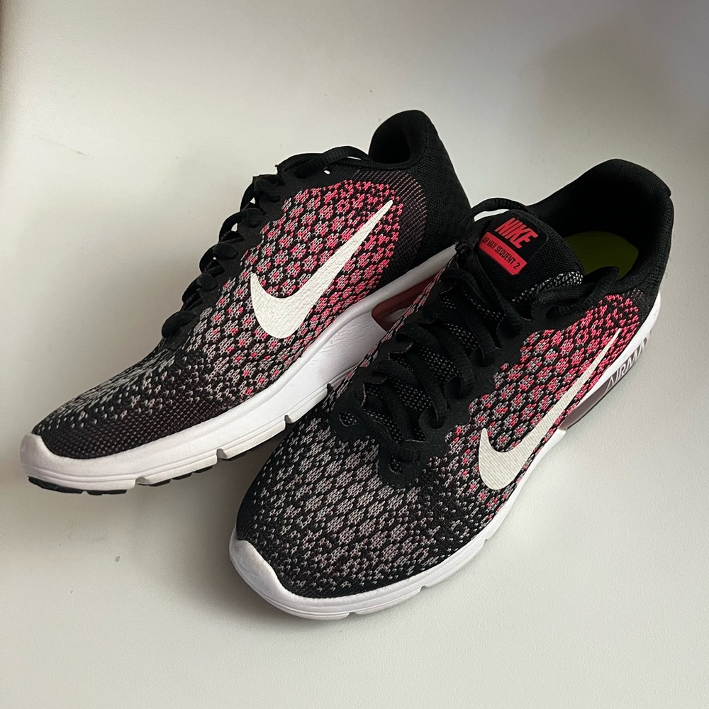 Nike Air Max Sequent 2. Black and Pink Running Shoes. Size 6. Minimal wears.